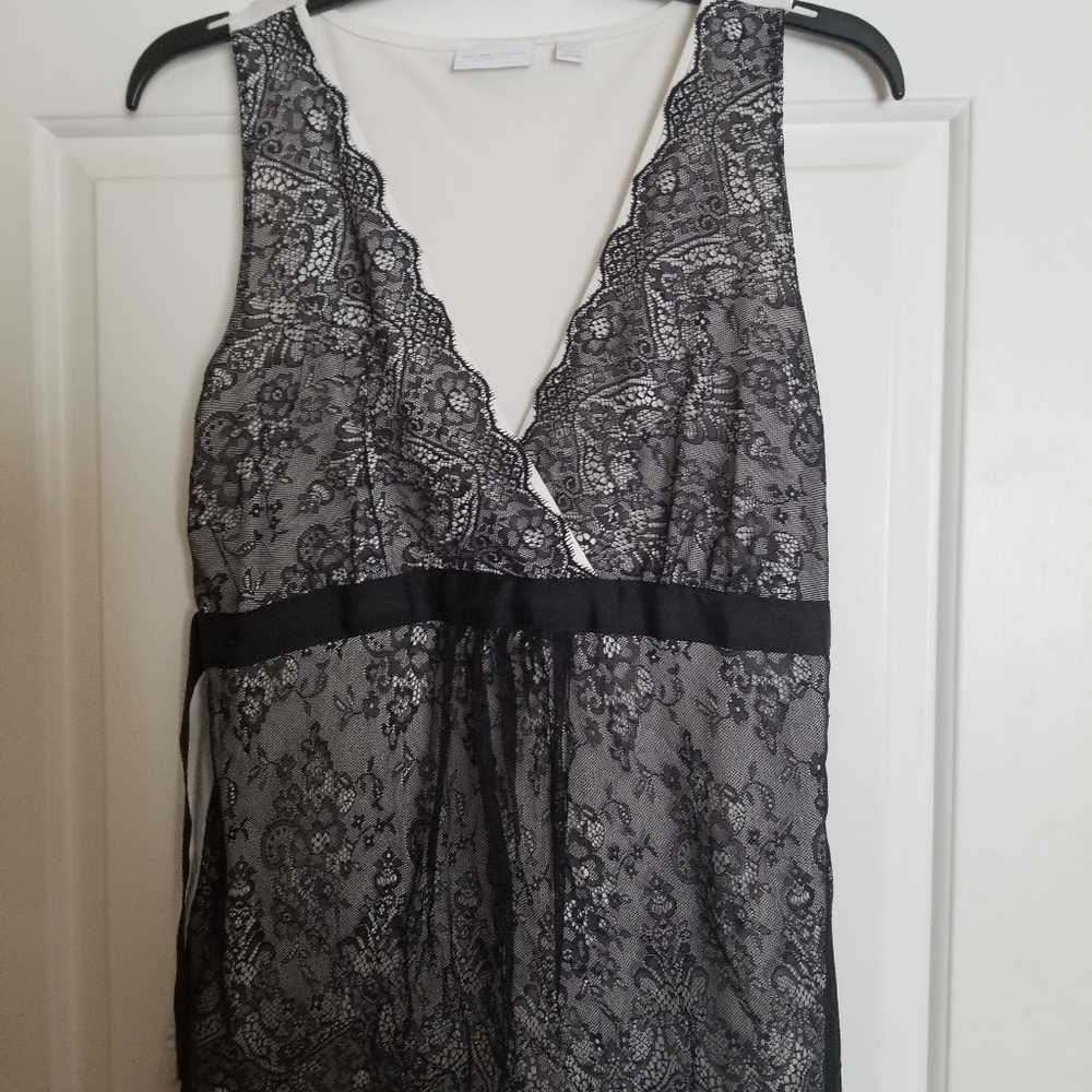 V neck tank top
